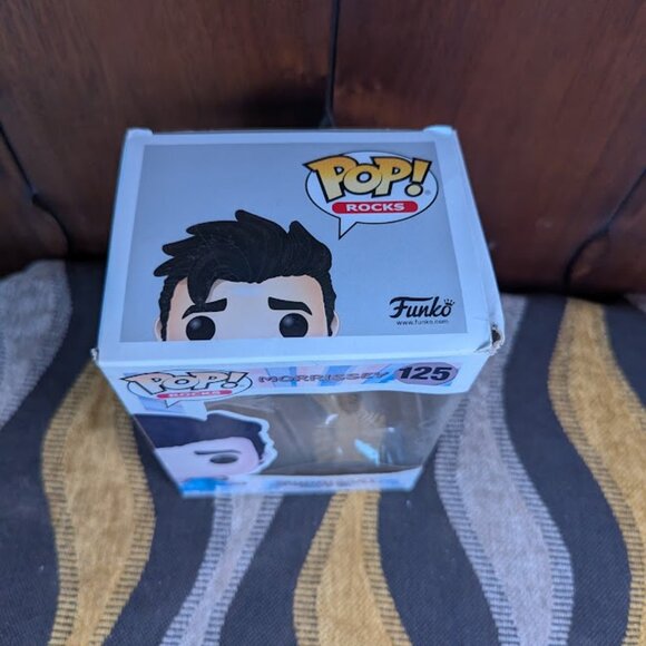 Morrisey Pop Rocks Pop Figure #125 DAMAGED BOX - Picture 2 of 7
